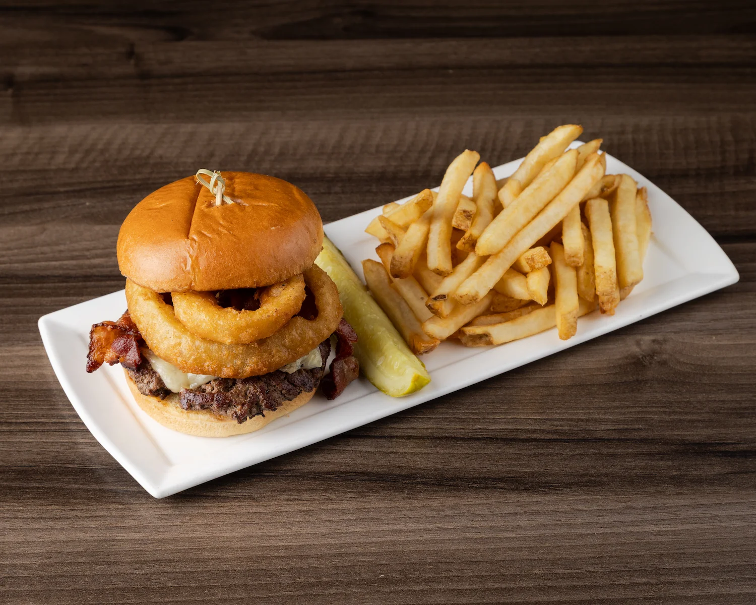 CommercialRoadhouse_HolySmokeBurger